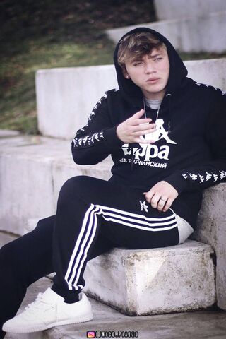 Chillin' with Paulo: A ..