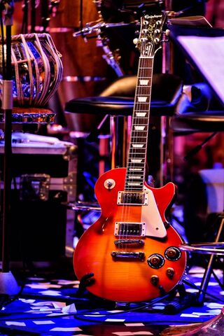 Strumming the Heartstri..