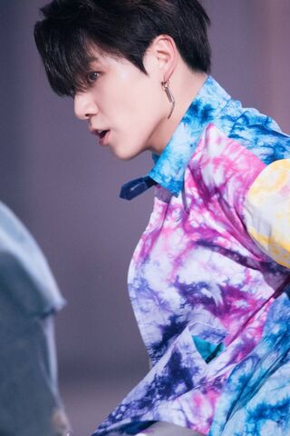 Kookie's Colorful Vibe 🌈✨