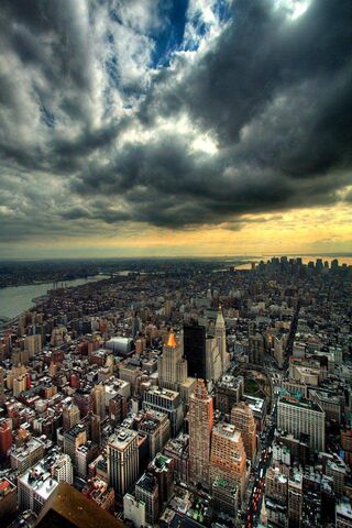 The Vibrant Pulse of Ne..