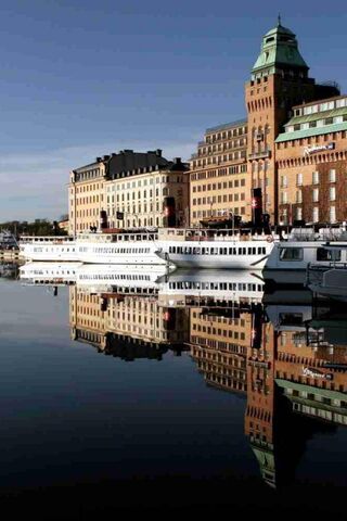 Serenity by the Waters: Exploring River Stockholm 🌊