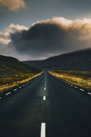 Endless Journey: The Strada Infinito 🌌🚗