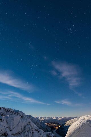 Celestial Serenity: A N..