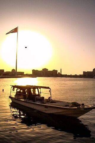 Discovering the Wonders of the UAE 🌟
