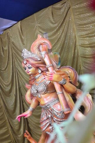 Deusa Saraswati