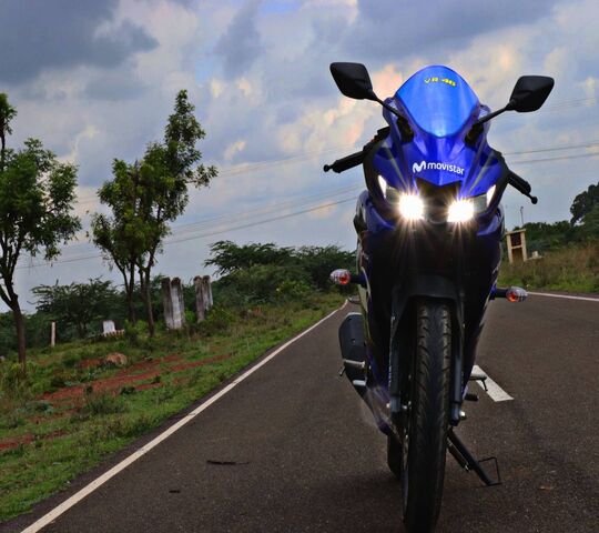 Yamaha R15 V3 Wallpaper - Download to your mobile from PHONEKY