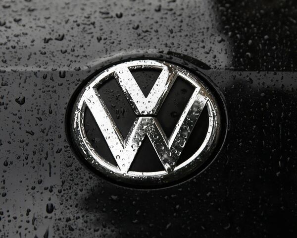 Vw Logo Wallpaper - Download to your mobile from PHONEKY