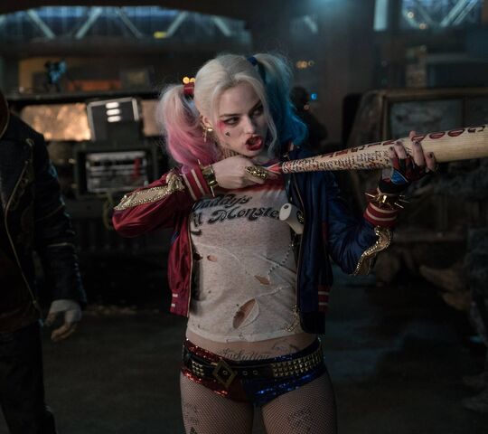 ハーレークイーン壁紙 Phonekyから携帯端末にダウンロード