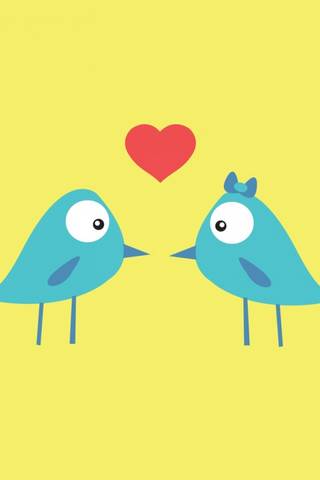 طيور في الحب